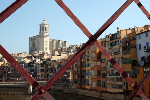 View from Pont de Sant Agust, spanning the Riu Onyar in Girona